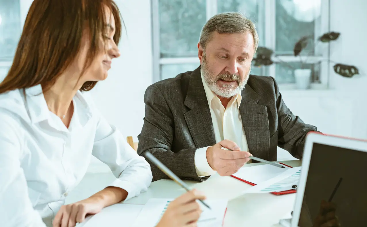 Negotiating Contracts in Canada: Tips for Contract Managers